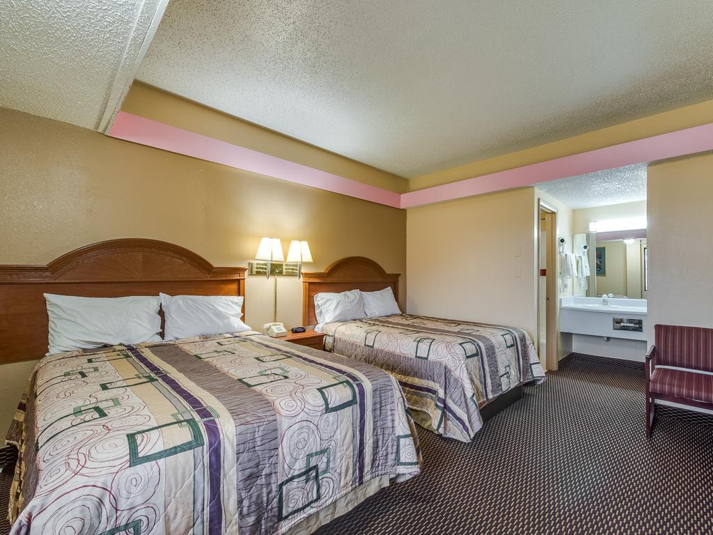 Travelers Inn Midwest City Exterior foto