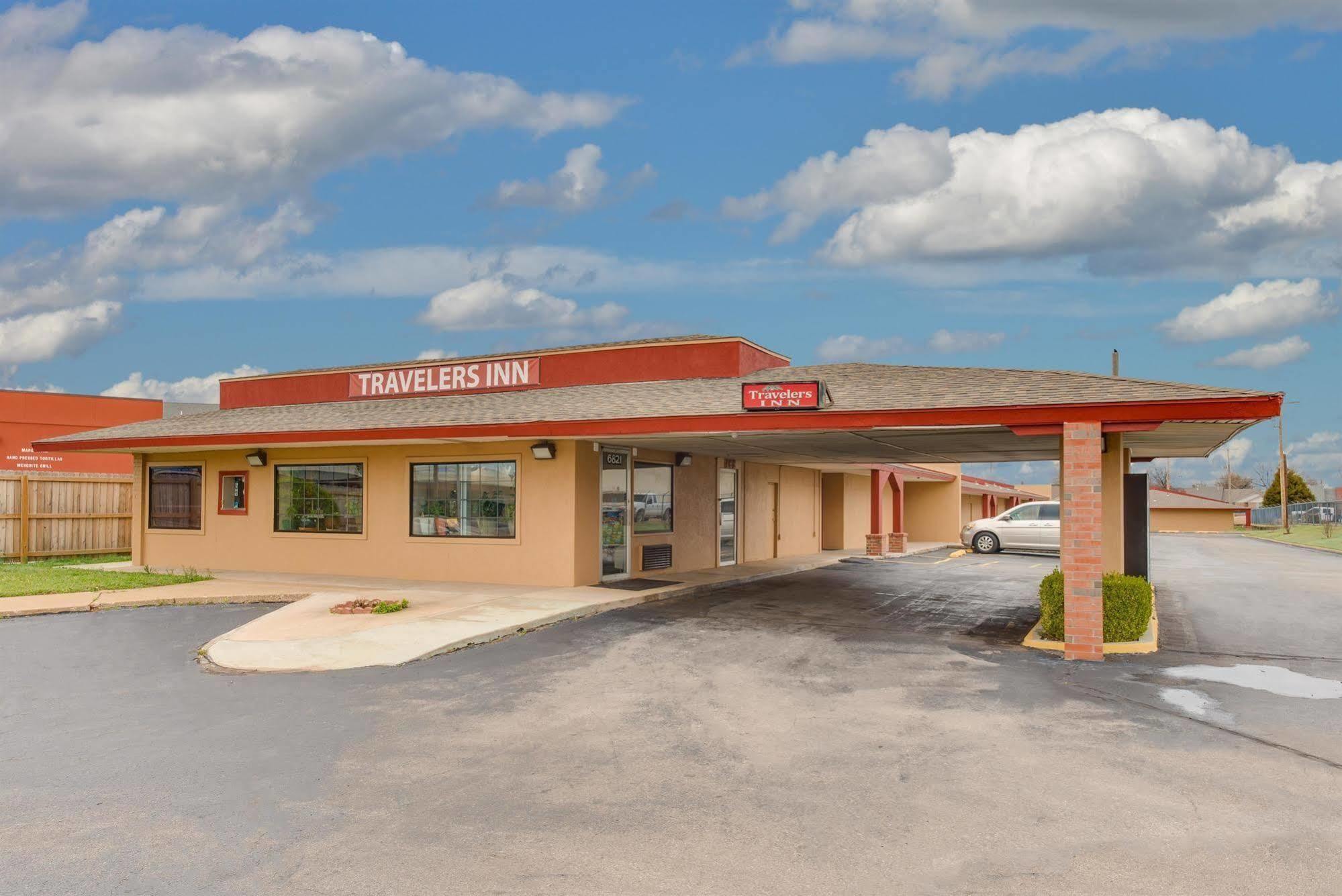 Travelers Inn Midwest City Exterior foto