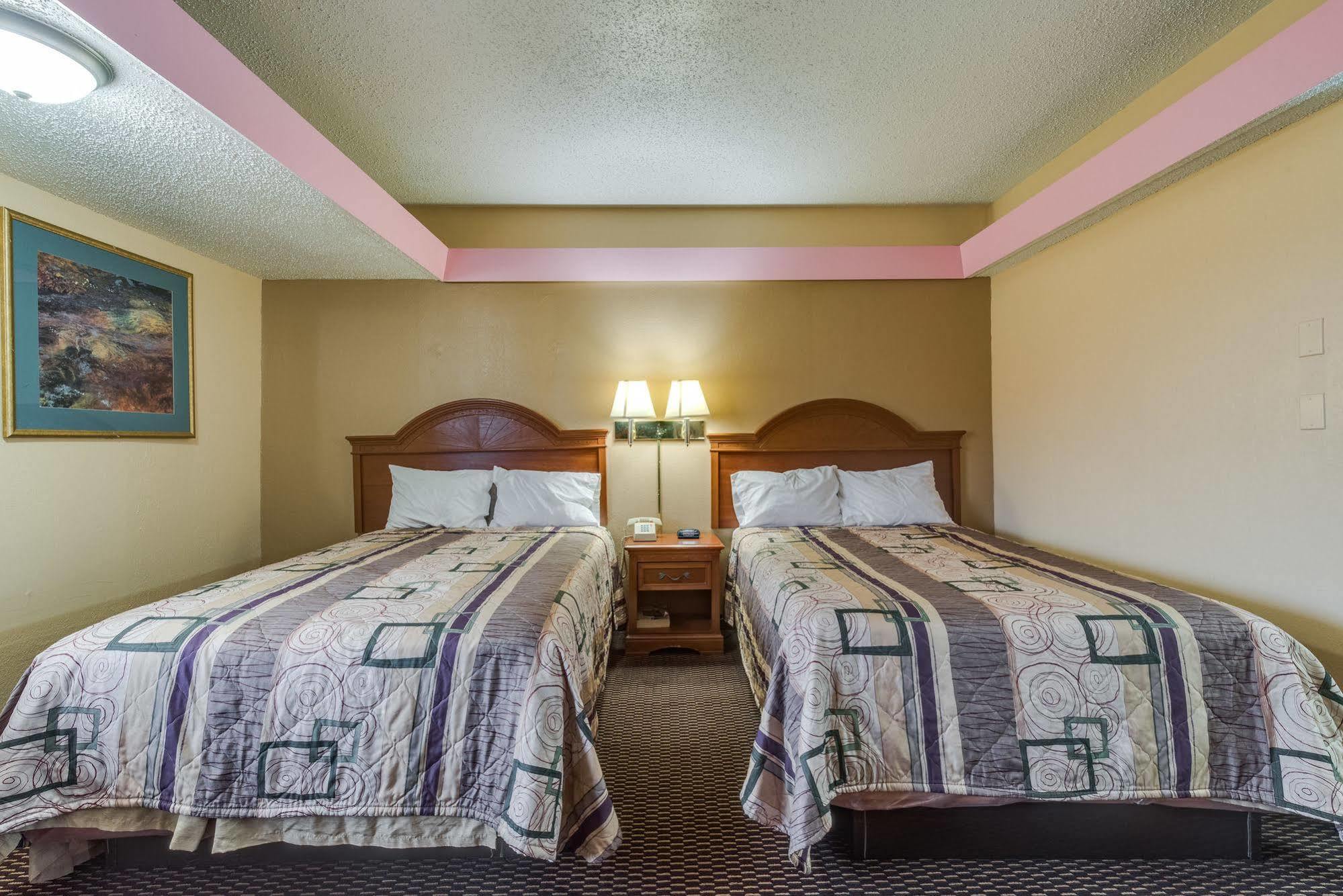 Travelers Inn Midwest City Exterior foto