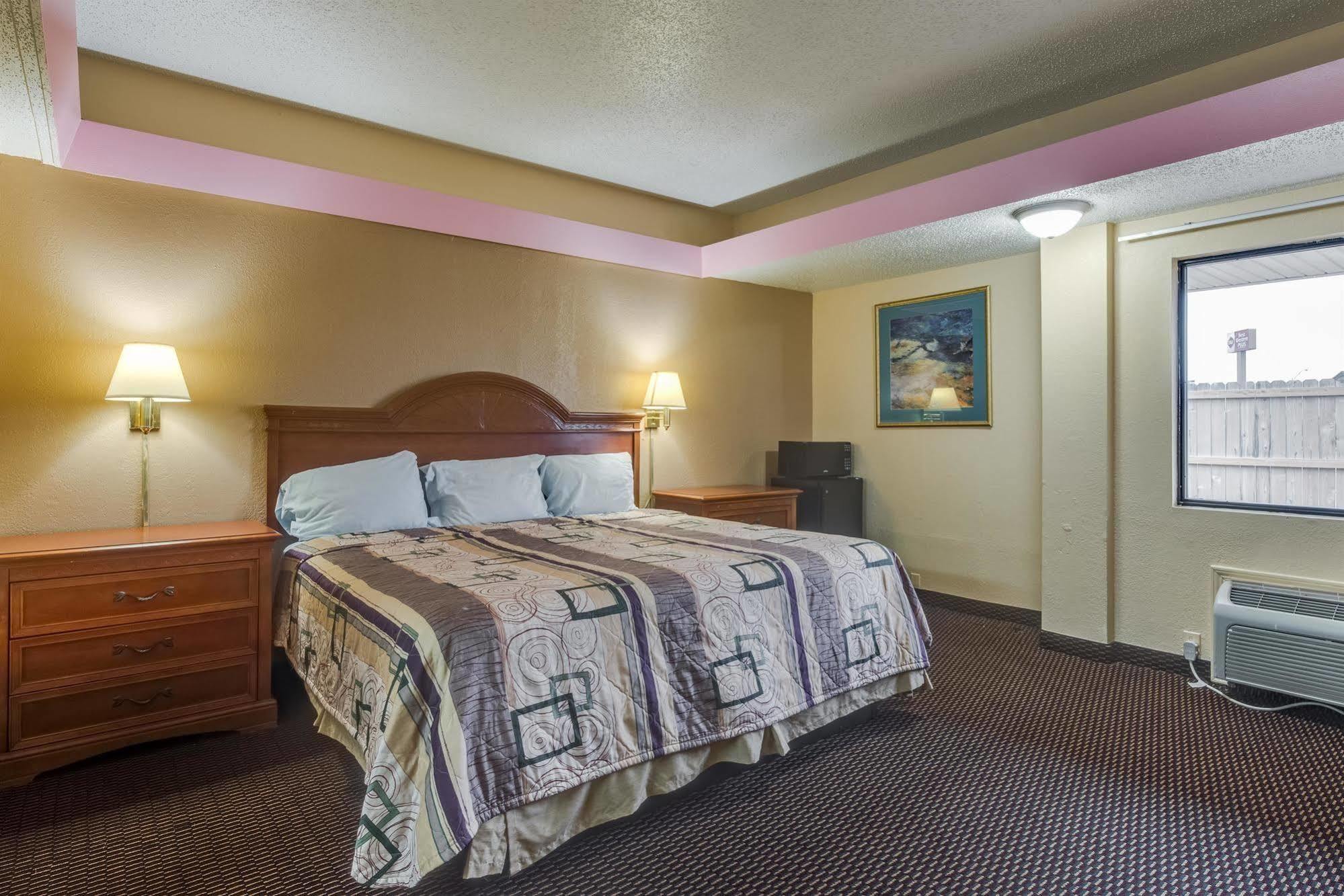 Travelers Inn Midwest City Exterior foto