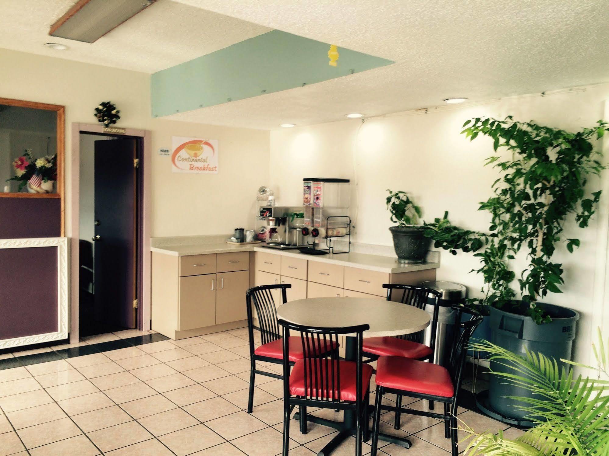 Travelers Inn Midwest City Exterior foto