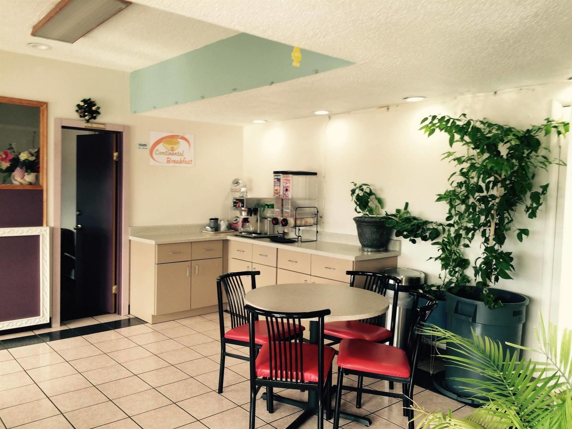 Travelers Inn Midwest City Exterior foto
